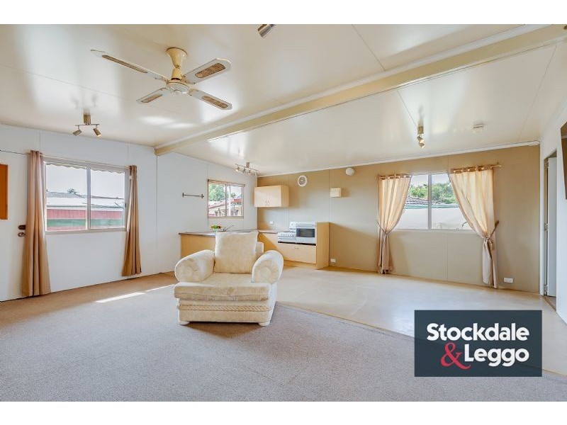 8 Dampier Court, Epping VIC 3076