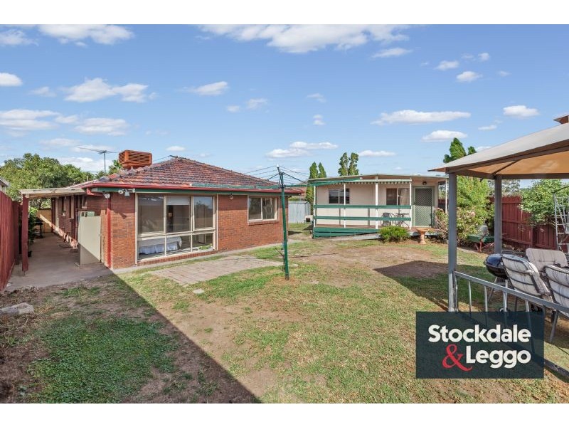 8 Dampier Court, Epping VIC 3076