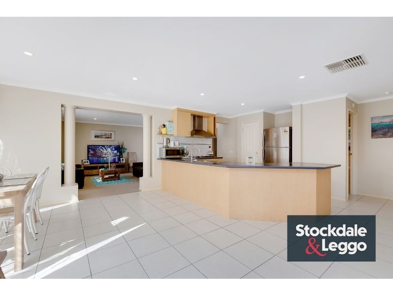 20 Sandpiper Way, South Morang VIC 3752