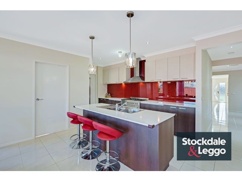 30 Starboard Drive, Doreen VIC 3754