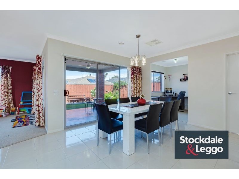 30 Starboard Drive, Doreen VIC 3754