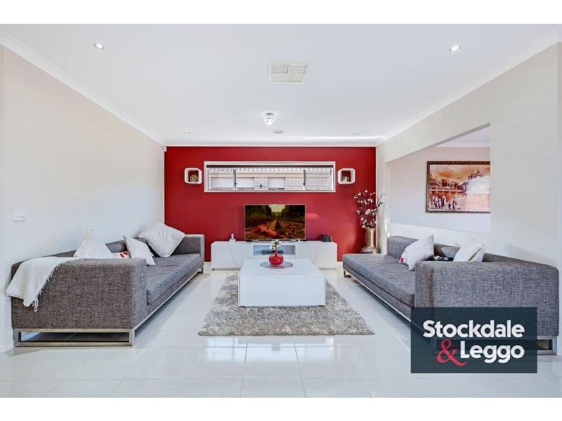 30 Starboard Drive, Doreen VIC 3754