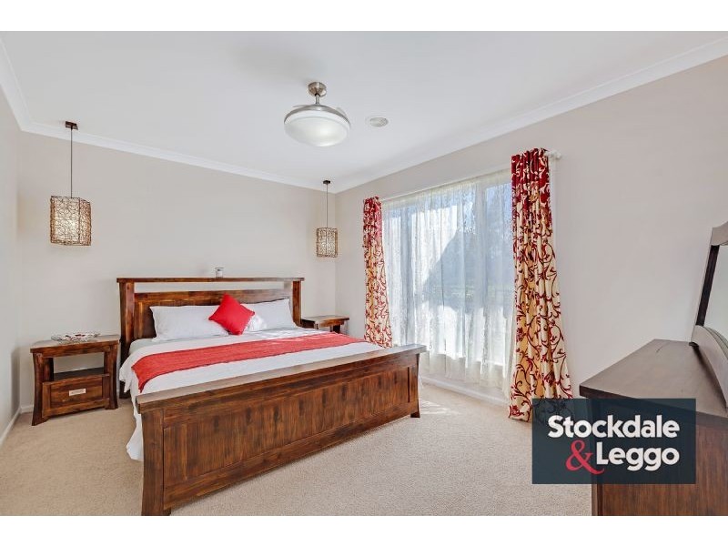 30 Starboard Drive, Doreen VIC 3754