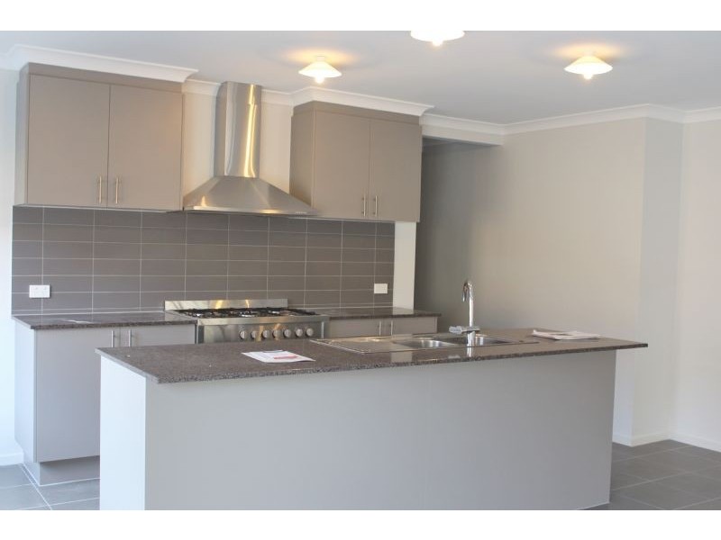 24 Maurice Way, Mernda VIC 3754