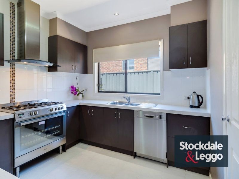 19 Le Page Run, South Morang VIC 3752