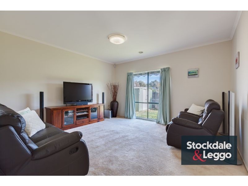21 Domain Terrace, South Morang VIC 3752