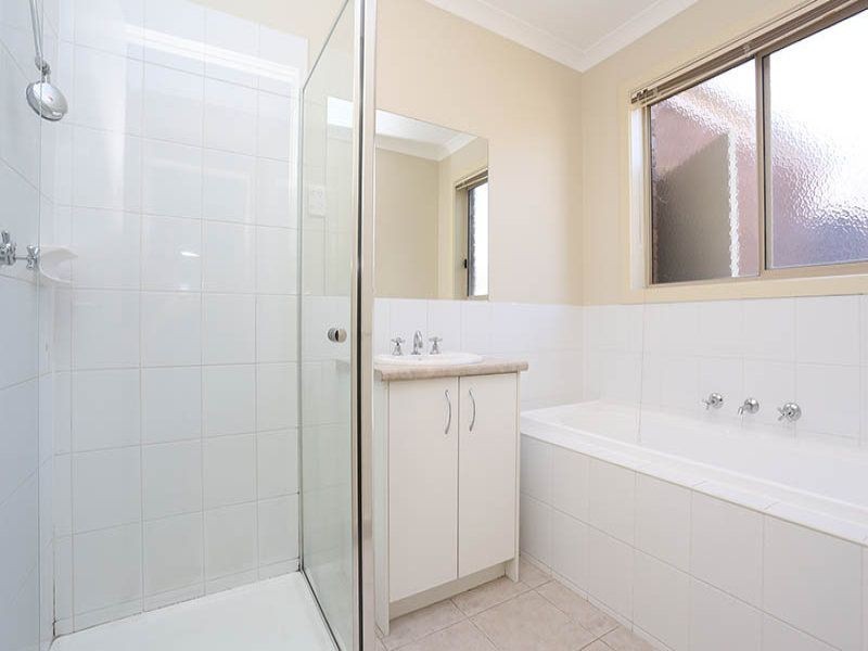 6 Sunnybrae Drive, Mernda VIC 3754