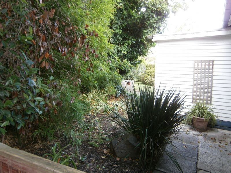 1/13 Charles Street, Ringwood East VIC 3135