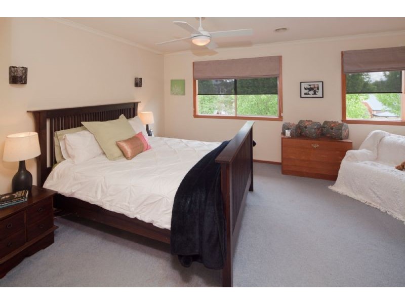 Chirnside Park VIC 3116