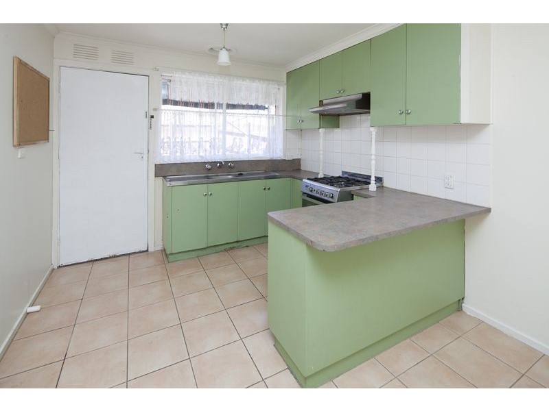 2/65 Hewish Road, Croydon VIC 3136