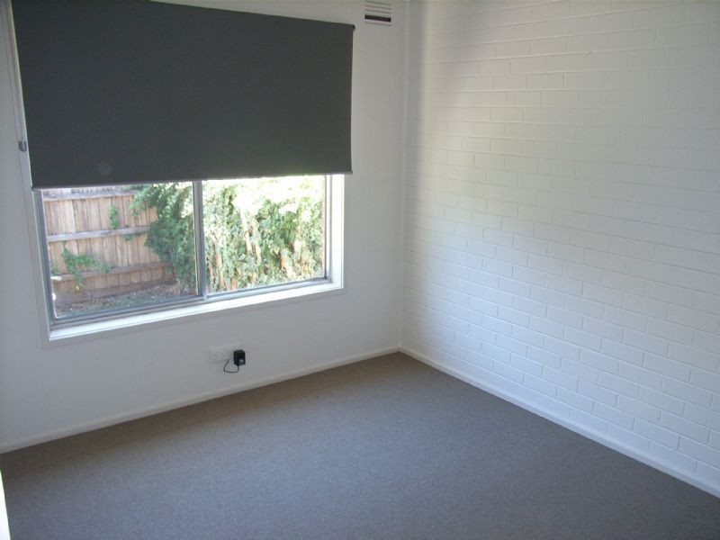 2/30 Hamilton Road, Bayswater North VIC 3153