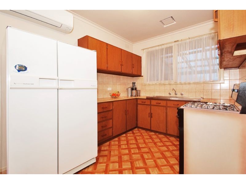 9 Streeton Road, Bayswater VIC 3153