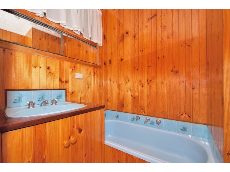 9 Streeton Road, Bayswater VIC 3153