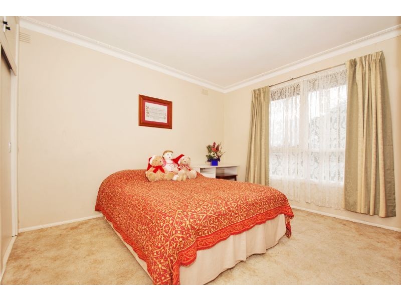 9 Streeton Road, Bayswater VIC 3153