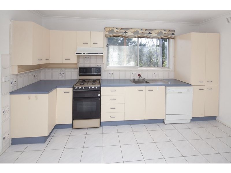 4 Victoria Road, Bayswater VIC 3153