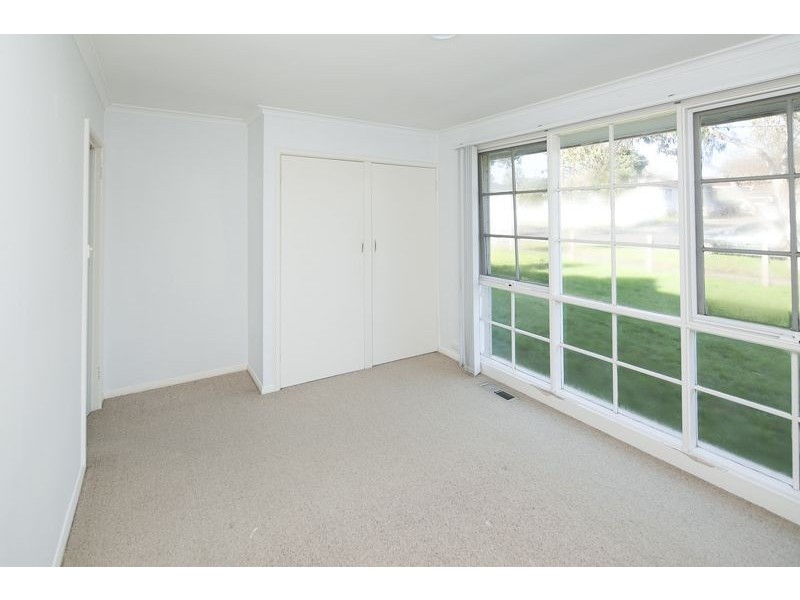 4 Victoria Road, Bayswater VIC 3153