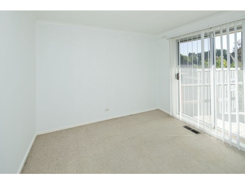 4 Victoria Road, Bayswater VIC 3153