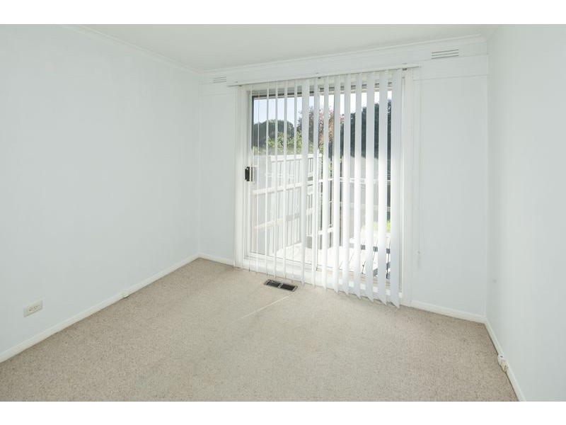 4 Victoria Road, Bayswater VIC 3153