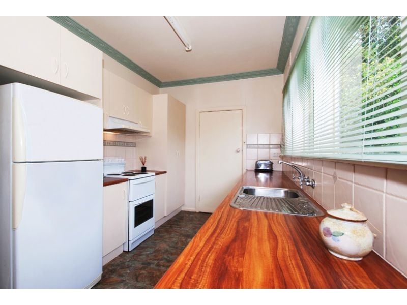 64 Greenhill Rd, Bayswater North VIC 3153