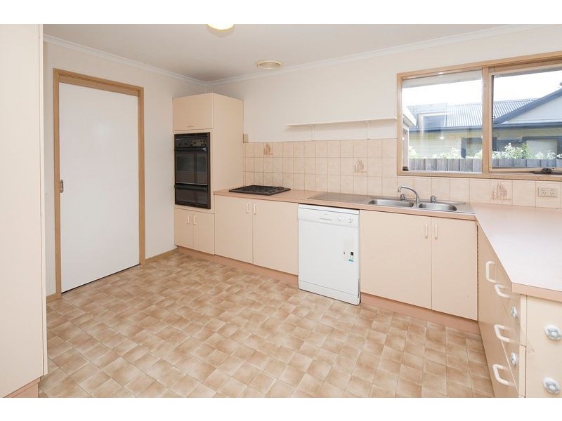 22 White Avenue, Bayswater North VIC 3153