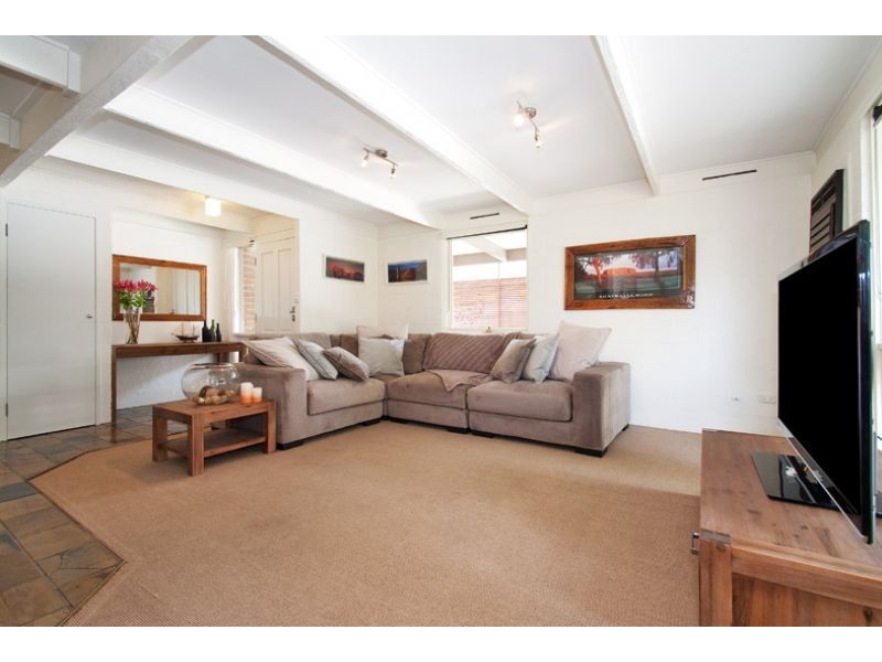 18 Grant Drive, Bayswater North VIC 3153