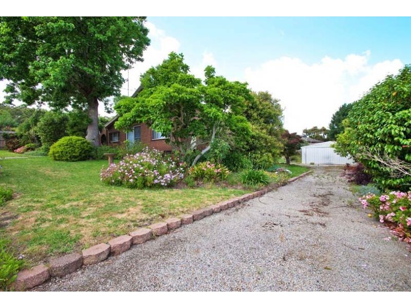 4 Landscape Drive, Boronia VIC 3155