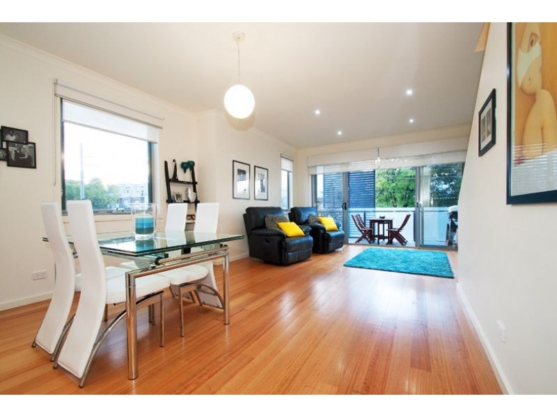 1/21 High Street, Bayswater VIC 3153