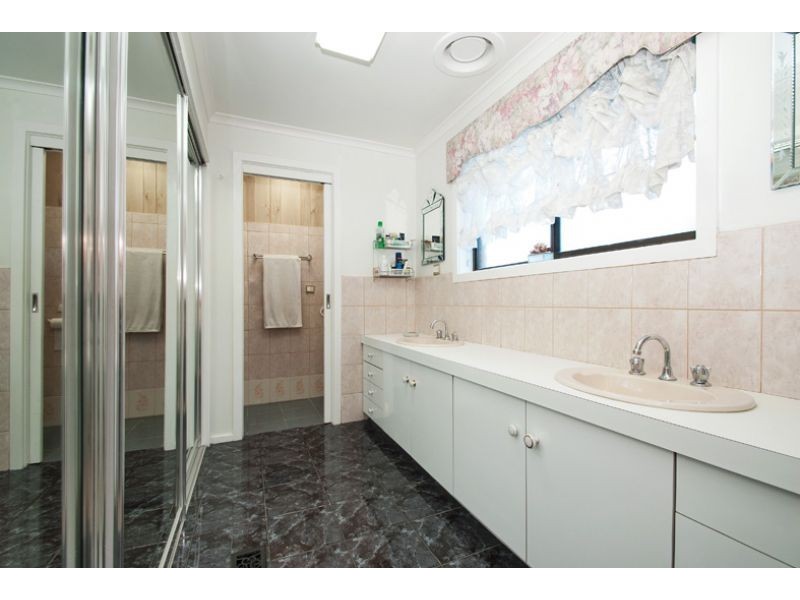 65 Kumala Road, Bayswater VIC 3153