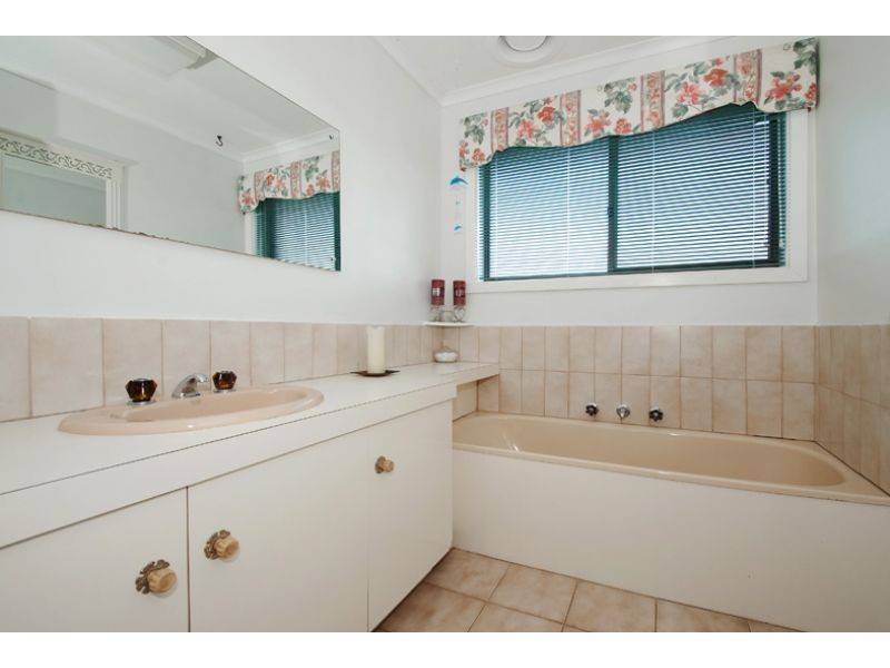 65 Kumala Road, Bayswater VIC 3153