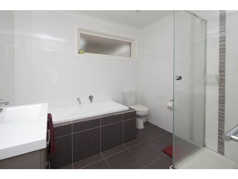 2/41 Orange Grove, Bayswater VIC 3153