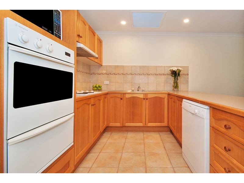 1/19 Elm Street, Bayswater VIC 3153