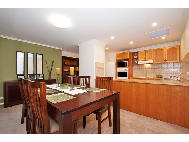 1/19 Elm Street, Bayswater VIC 3153