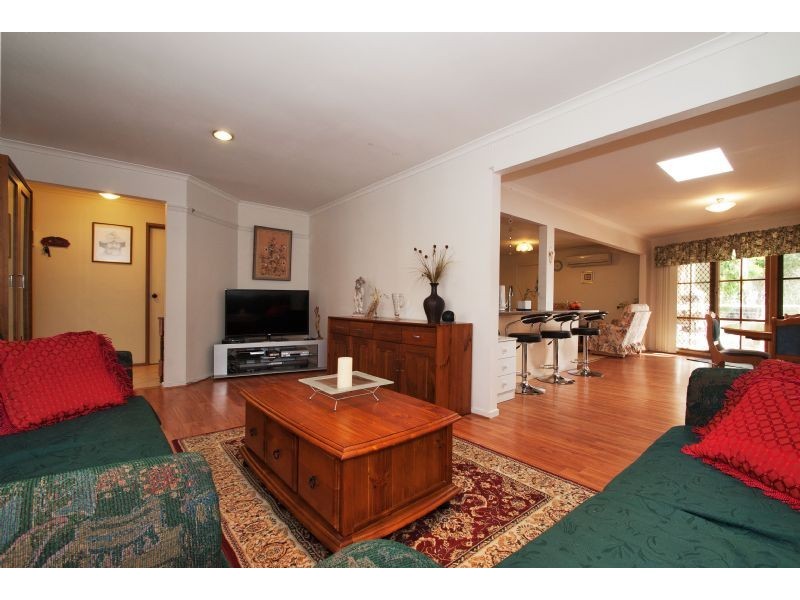 2/7 Tintern Avenue, Bayswater North VIC 3153