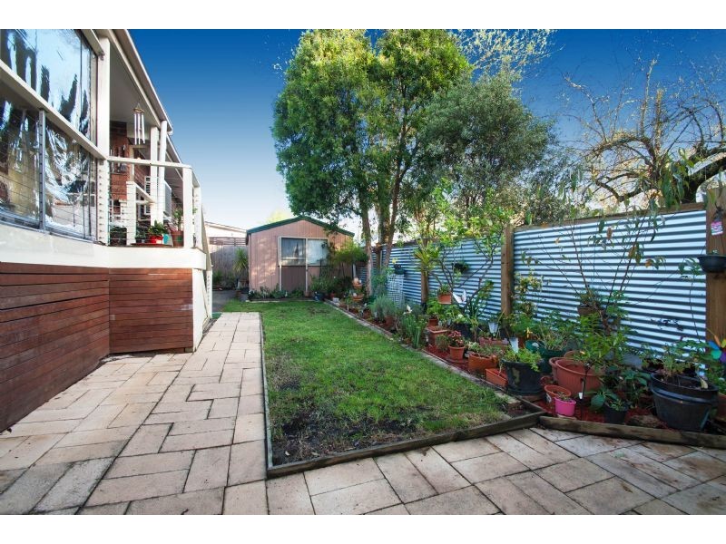 2/7 Tintern Avenue, Bayswater North VIC 3153