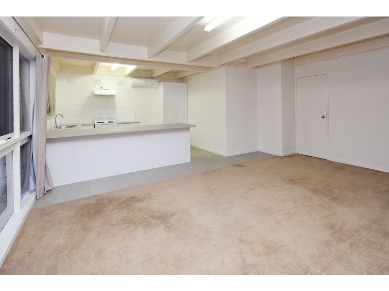 2/12-14 Hamilton Road, Bayswater North VIC 3153