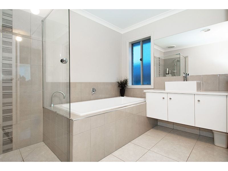 4 James Hosie Court, Bayswater North VIC 3153