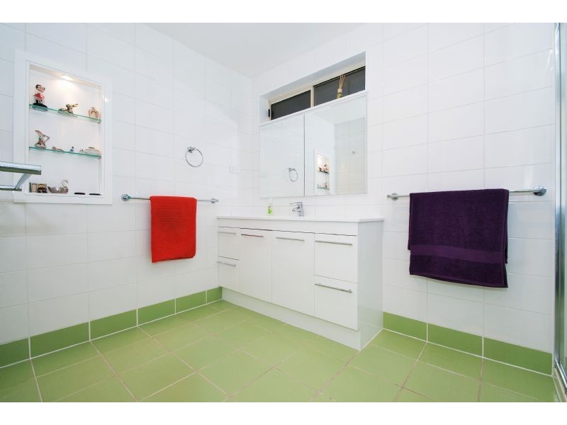 19 Falconer Crescent, Bayswater North VIC 3153