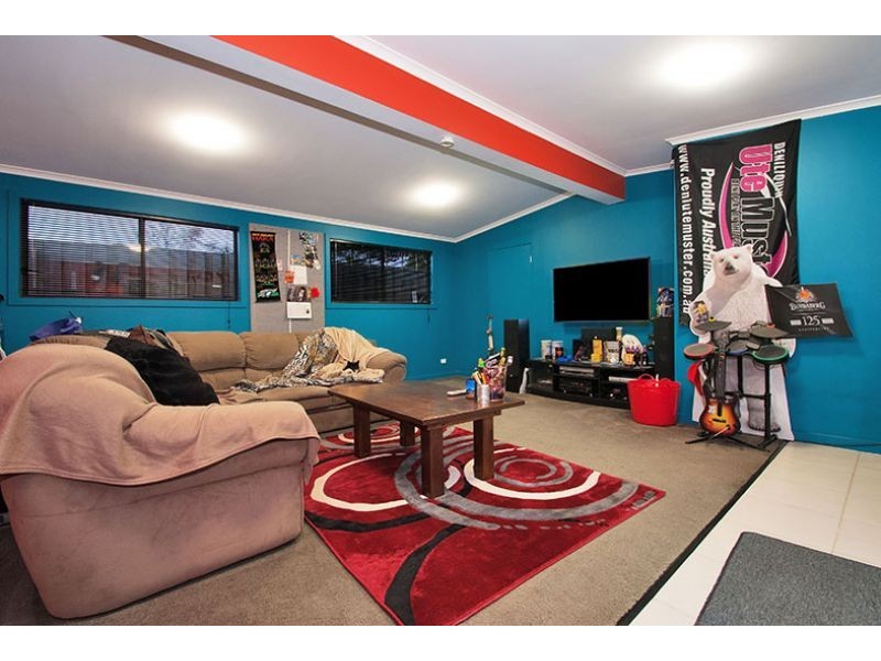 19 Falconer Crescent, Bayswater North VIC 3153