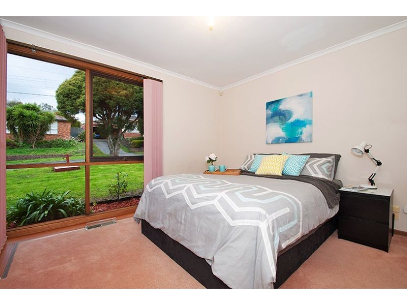 27 Burdekin Avenue, Bayswater North VIC 3153