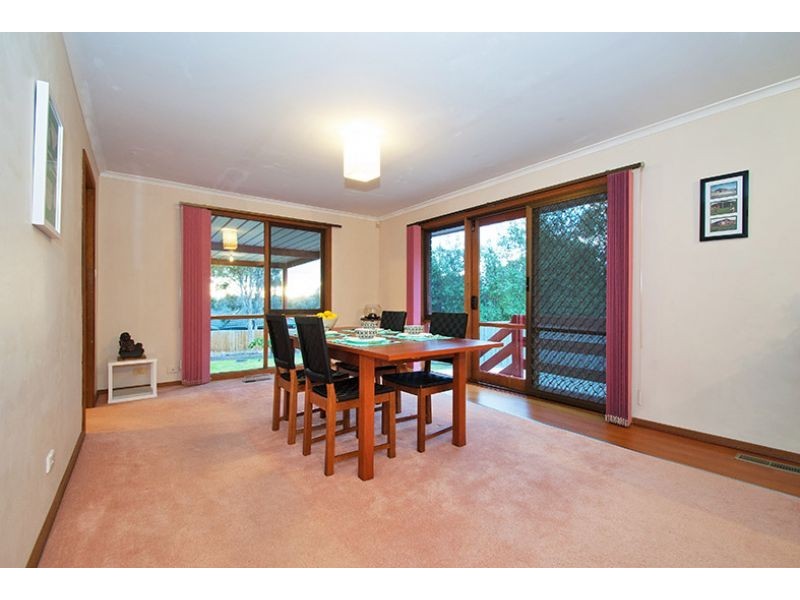 27 Burdekin Avenue, Bayswater North VIC 3153