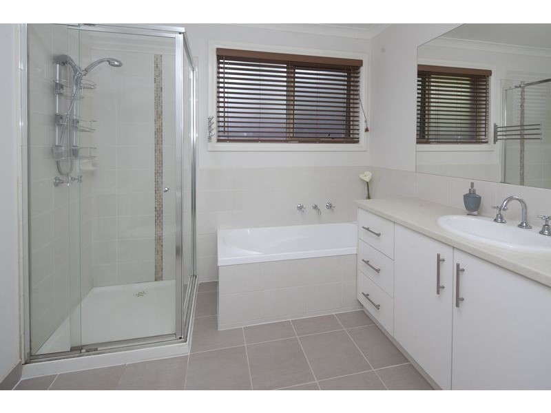 19A Baker Road, Bayswater North VIC 3153