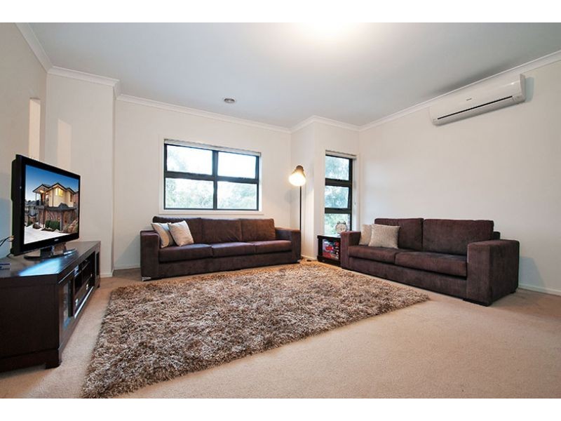 1/68 Bayview Rise, Bayswater North VIC 3153