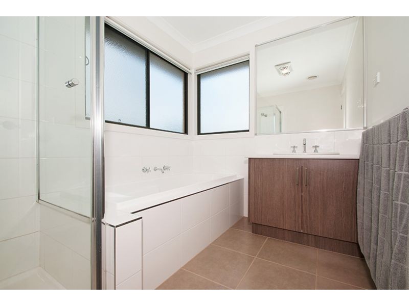 1/68 Bayview Rise, Bayswater North VIC 3153