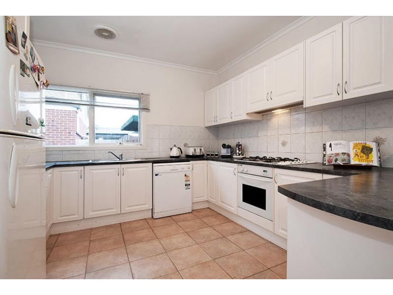 1/17 White Avenue, Bayswater North VIC 3153