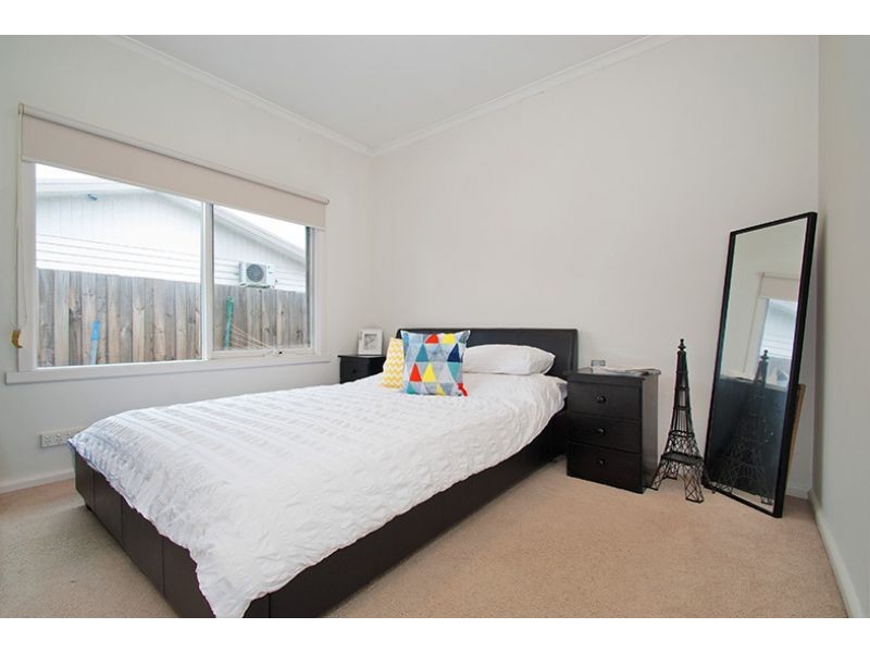 1/17 White Avenue, Bayswater North VIC 3153