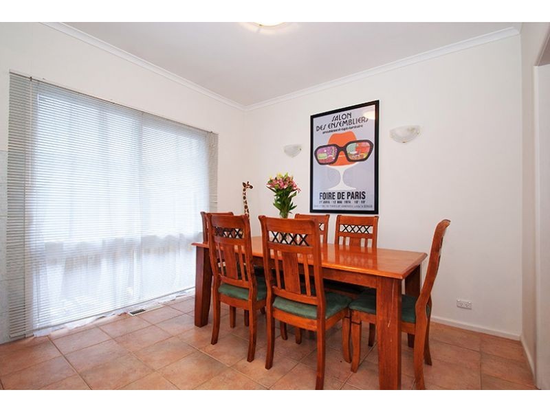 1/17 White Avenue, Bayswater North VIC 3153