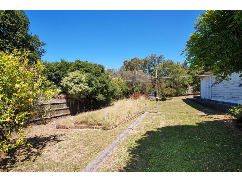 24 Maple Street, Bayswater VIC 3153