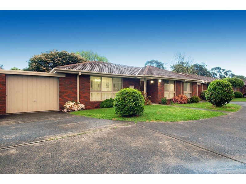 2/9-11 Elmhurst Road, Bayswater North VIC 3153