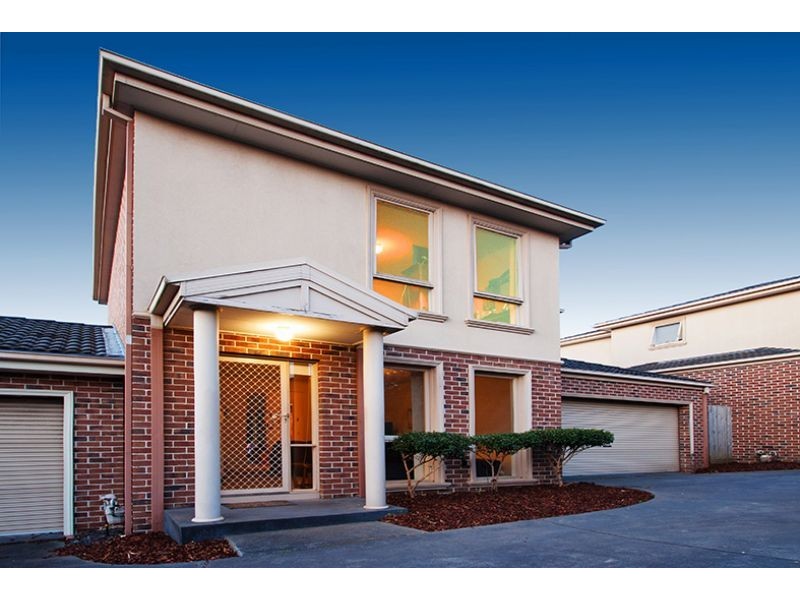 2/11 Church Street, Bayswater VIC 3153