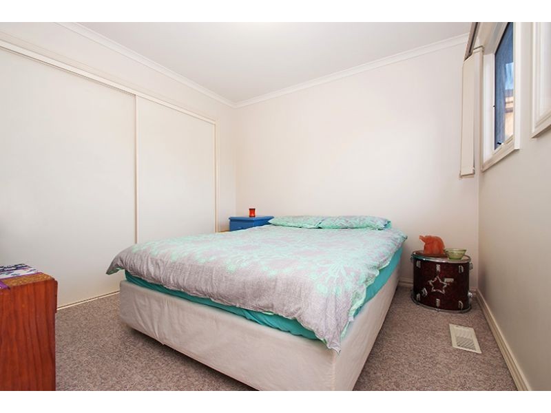 2/11 Church Street, Bayswater VIC 3153